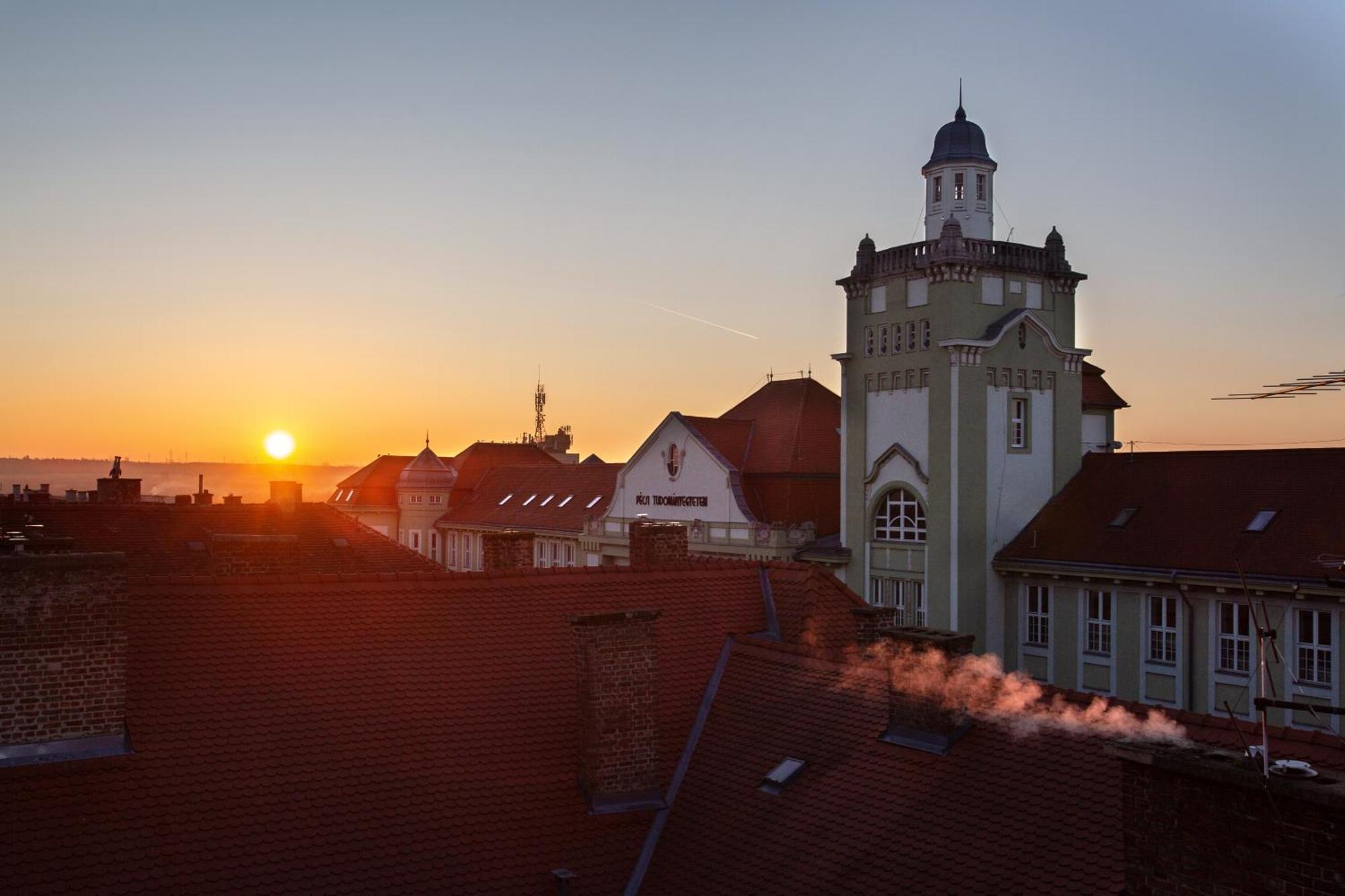 R73 Residences Pécs Buitenkant foto